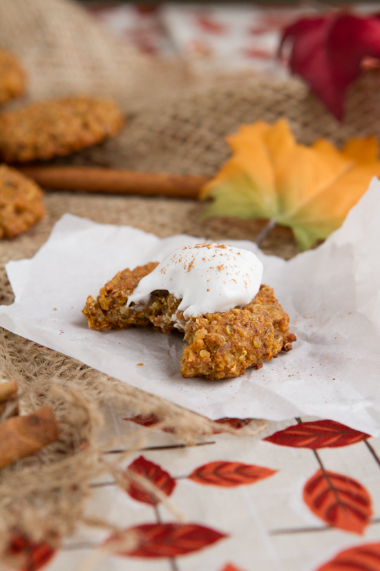 Pumpkin Spice Quinoa Breakfast Cookies