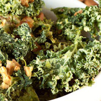 Vegan Sour cream & Chive Bacon Kale Chips