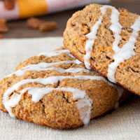 Oil-free Carrot Cake Protein Bars