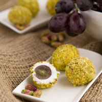 Goat Cheese Covered Grapes + 5 Quick ‘n Easy Appetizers