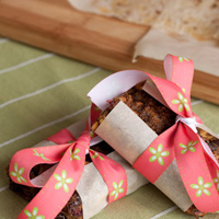 Chica Cherry Pistachio Energy Bars