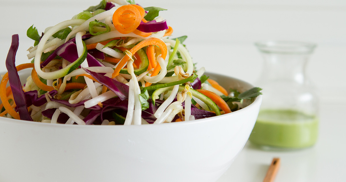 Fresh n’ Raw Pad Thai Salad - Healthful Pursuit