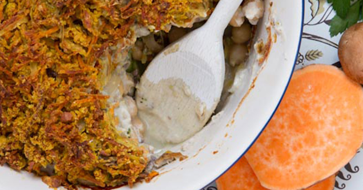 Vegan Creamy Broccoli and Chick-un Casserole - Healthful Pursuit