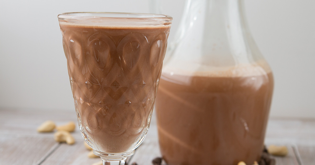 Vegan Chocolate Milk - Healthful Pursuit