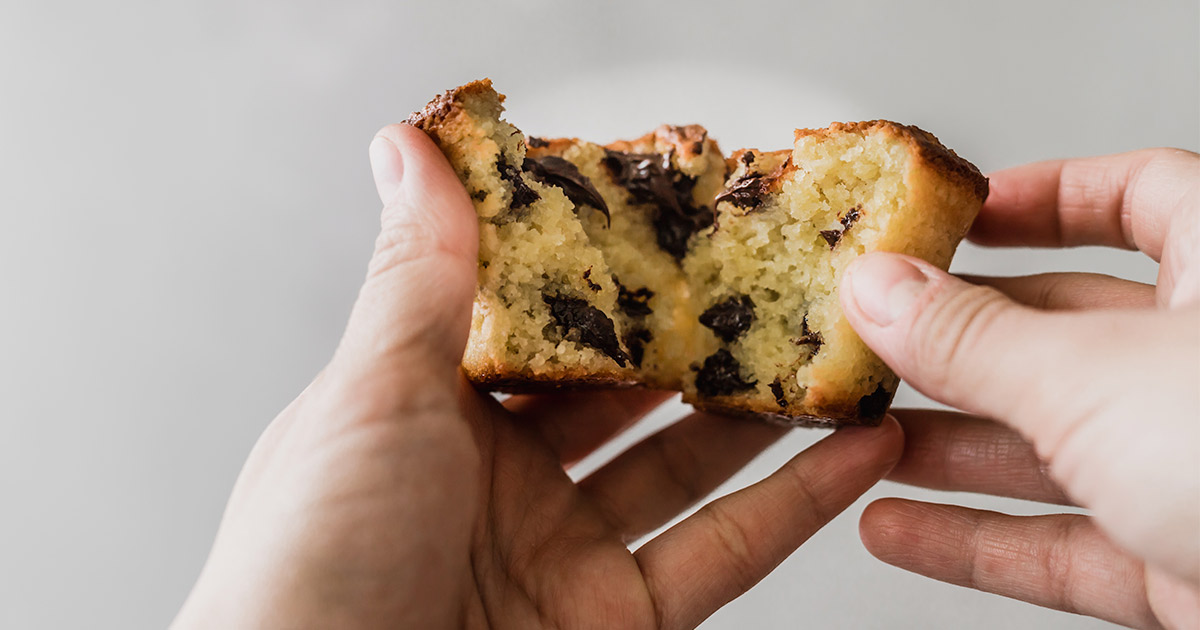 Keto Almond Flour and Chocolate Muffins - Healthful Pursuit