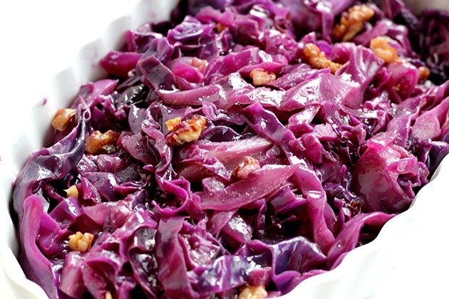 9- BRAISED RED CABBAGE WITH WALNUTS