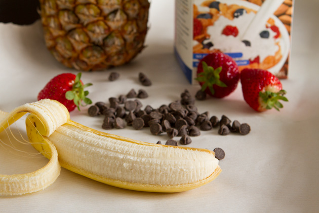 Banana Split Smoothie (vegan, paleo, dairy-free)