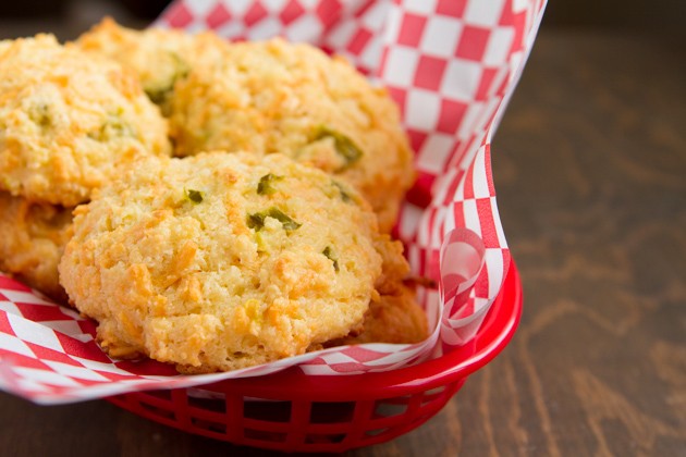 Cheesy-Drop-Biscuits-6459
