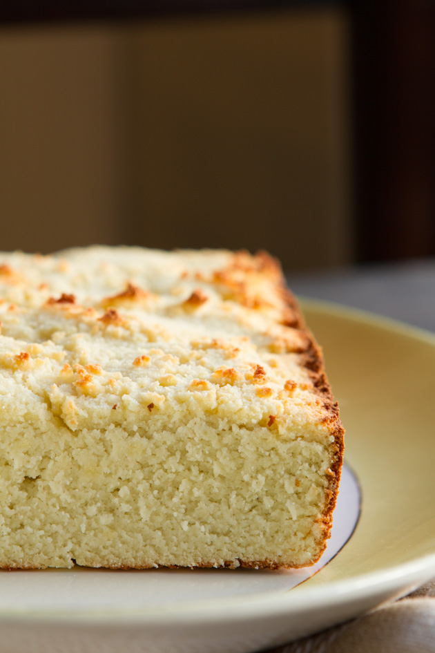 Low-Carb Coconut Flour Bread #grainfree #paleo #dairyfree #nutfree #lowcarb #keto