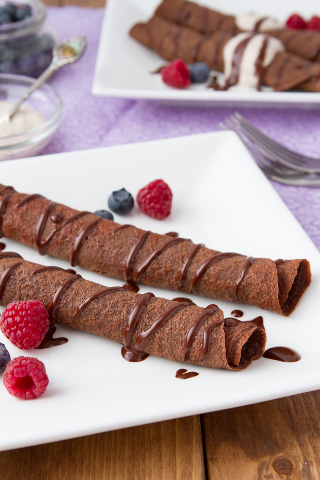 Coconut Flour Chocolate Crepes #grainfree #paleo #chocolate #dairyfree #glutenfree