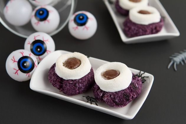 Vegan and Gluten-free Monster Eyeball Macaroons